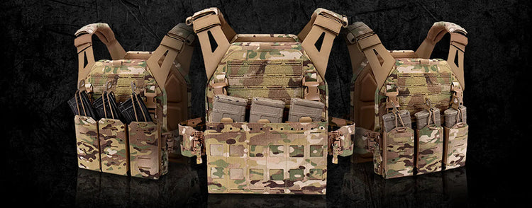 Plattenträger von Warrior Assault Systems vor dunklem Hintergrund