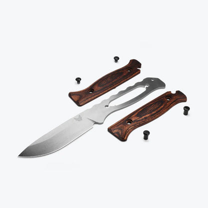 Coltello Saddle Mountain Skinner in legno stabilizzato con punta a goccia