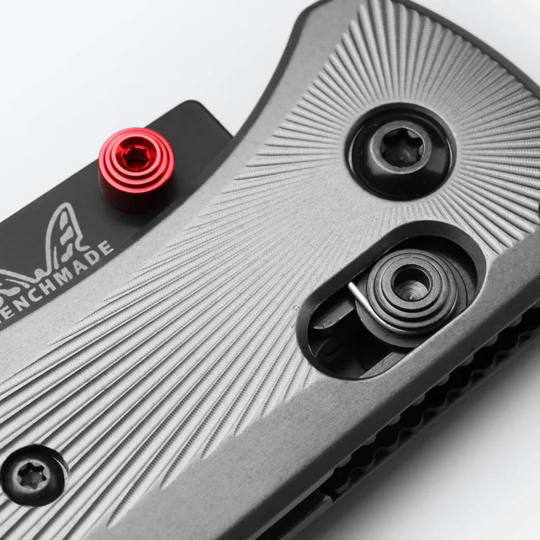 Coltello pieghevole Bugout, alluminio grigio