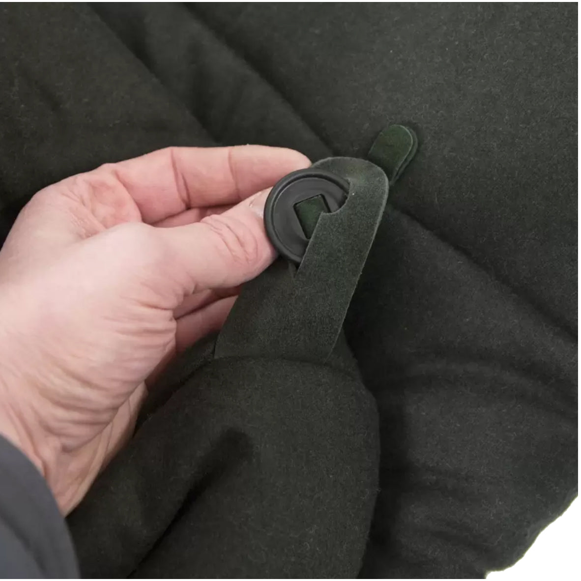 Giacca da caccia in loden e sezione del piede in pelliccia sintetica