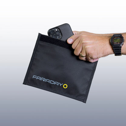 JACKET Forensic Cell Phone Bag, ca. 10x20cm (Inhalt geschlossen)