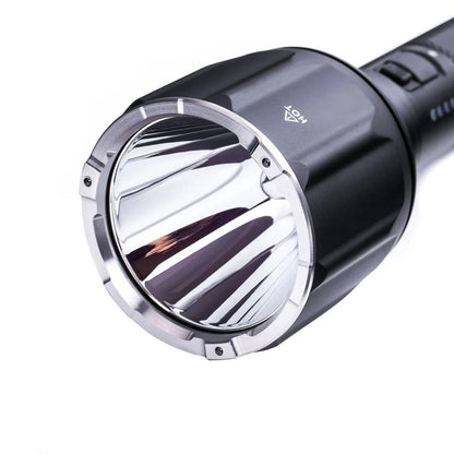 Taktische LED-Taschenlampe P82C,  2200 Lumen (inkl. Akku)