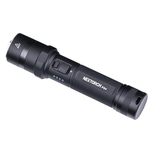 Lampe de poche tactique à LED P84, 3 700 lumens (batterie incluse)