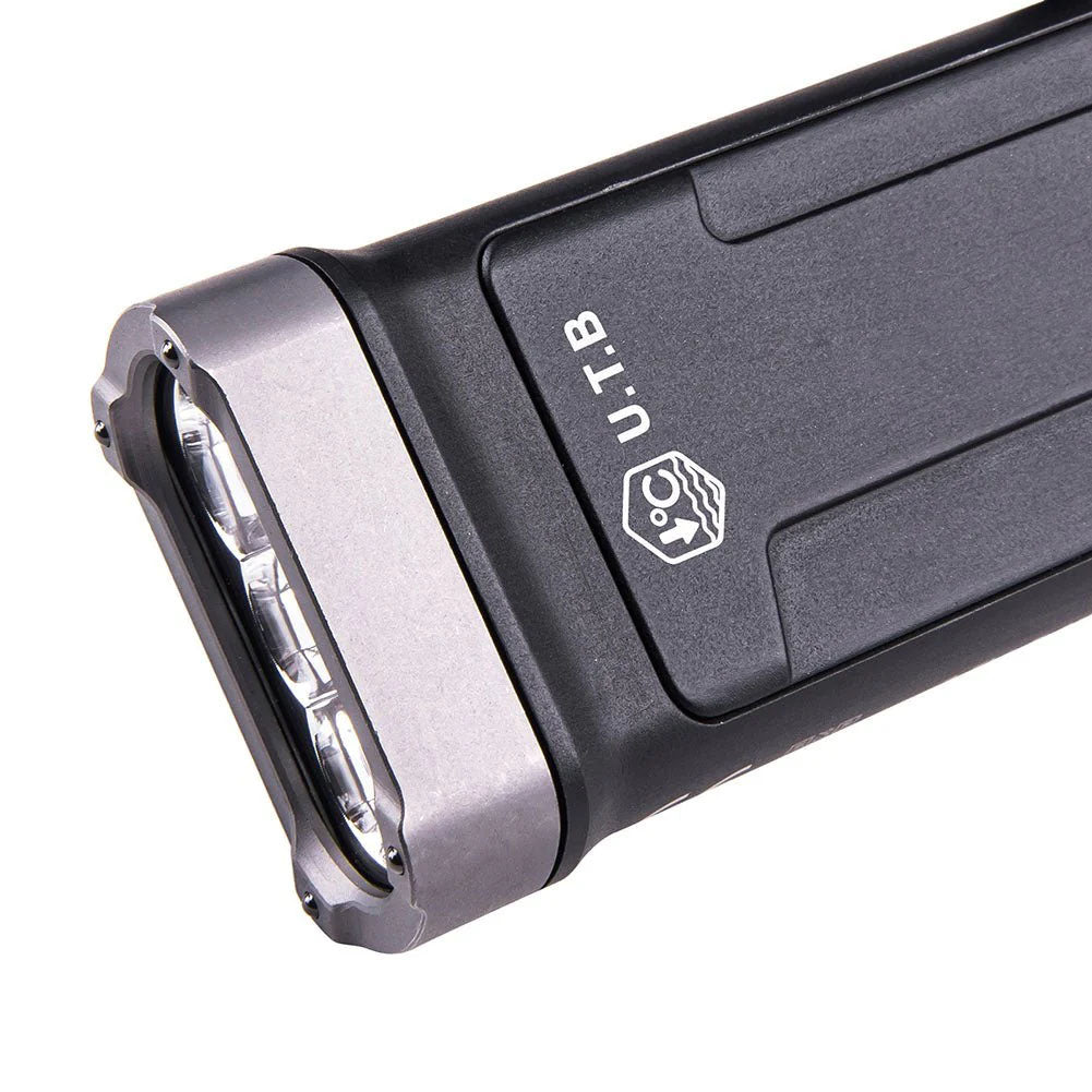 Lampe de poche tactique à LED TA70, 3 500 lumens (batterie incluse)