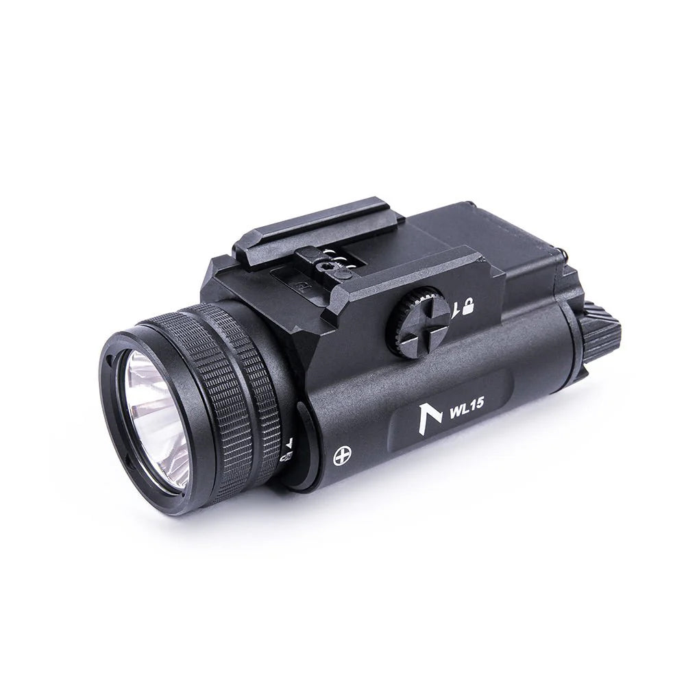 Lampe tactique WL15, 1'200 lumens (piles rechargeables incluses)